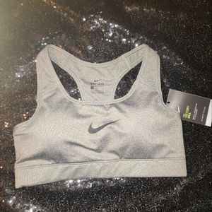 Nike Victory Sports Bra Small Grey